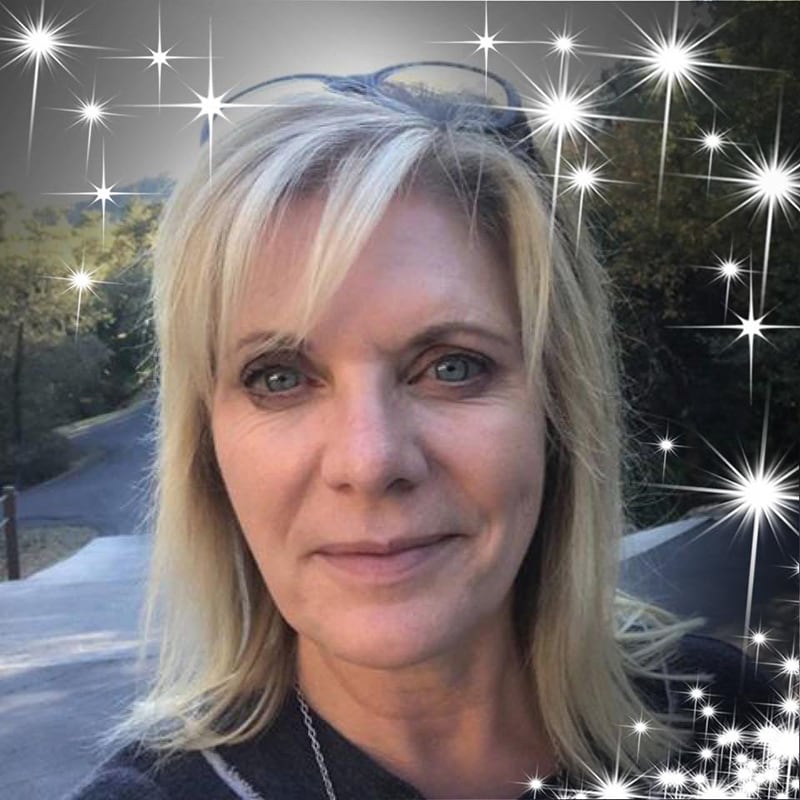 Sharla review of kellie day art program